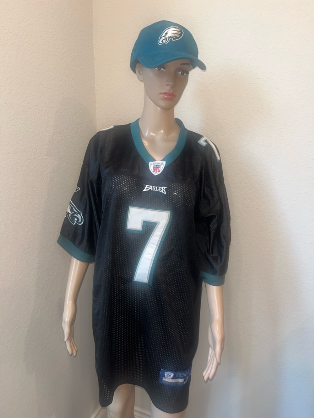 NWT Michael Vick, Philadelphia Eagles #7 Black Football Jersey with Teal Trim
